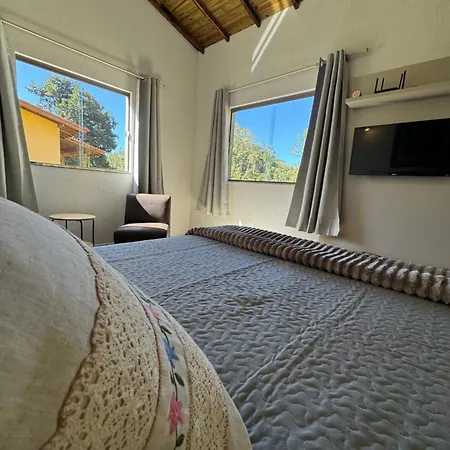 Sitio Koi Guest House Domingos Martins Exterior photo